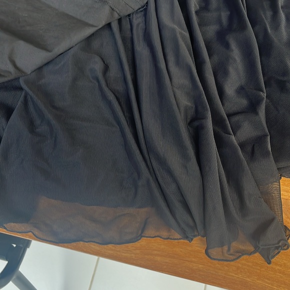 Gorgeous eyelet Black Cotton Skirt - Picture 5 of 9